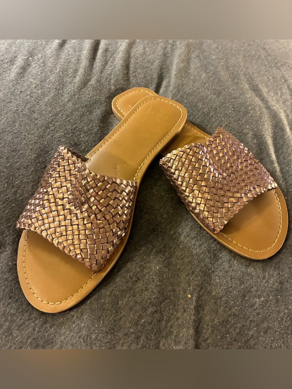Lulu's Metallic Woven Slide Sandals in Tan and Rose Gold sz 10